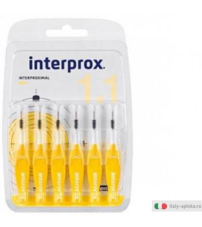 interprox mini progettato per eliminare il biofilm orale (placca